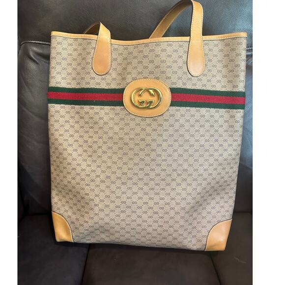Gucci Handbags - Gucci Old Sherry Line Tote Bag